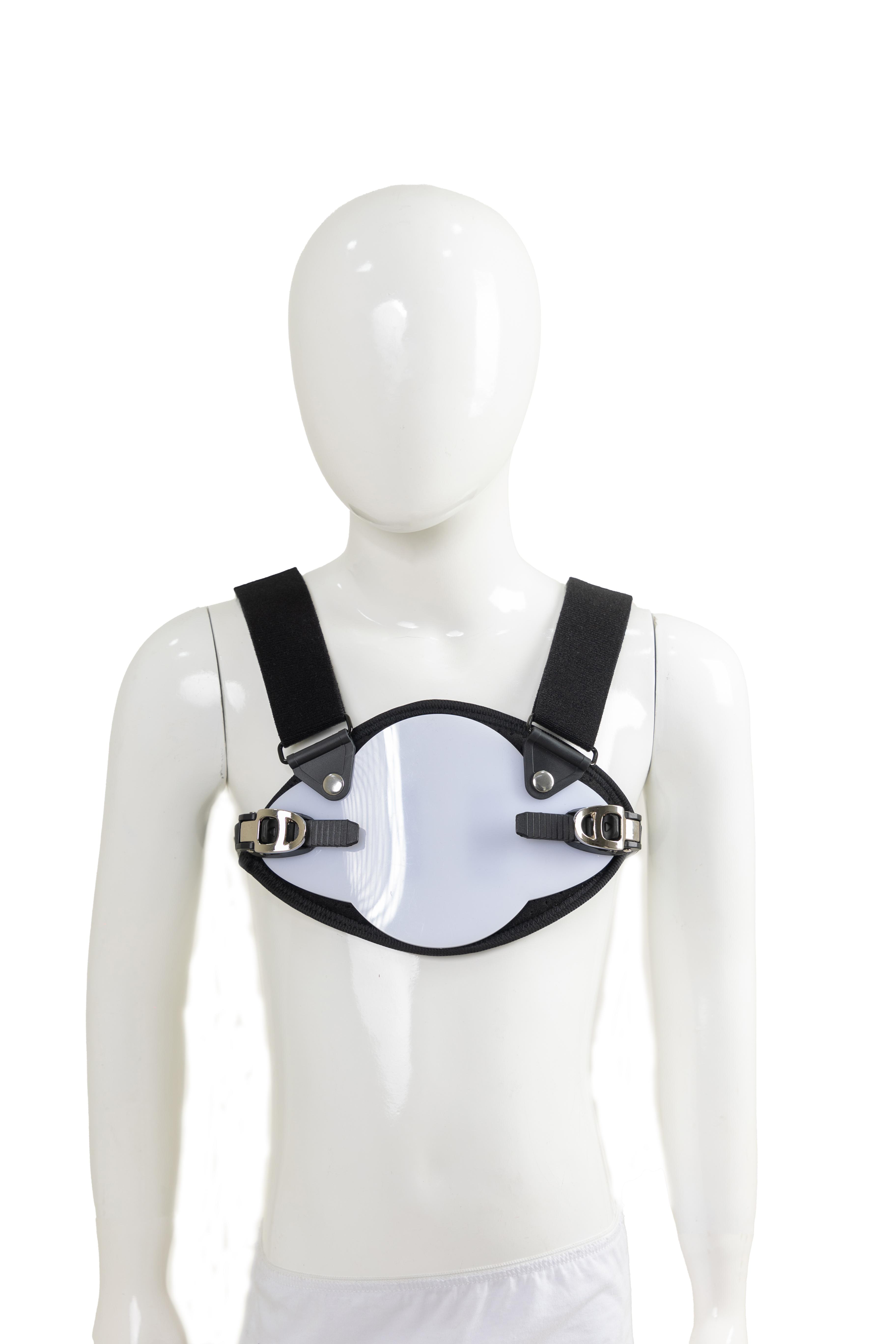 Ko'krak qafasining kilsimon deformatsiyasida ortez